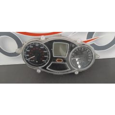 Piaggio MP3 Kilóméteróra