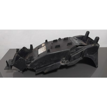 Honda Vfr 800 Fi Alsó idom