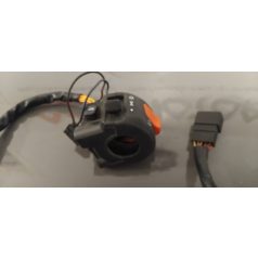 Suzuki GSXR 750 K1 Jobb oldali kapcsoló