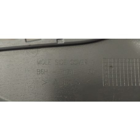 Yamaha N-max Bal oldali idom