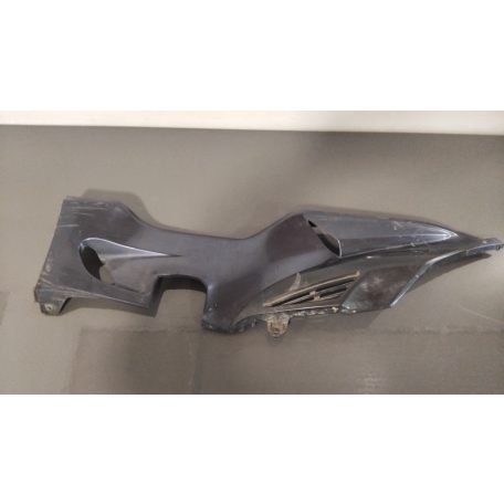 Suzuki Burgman 400 '98-00 Bal oldali burkolat | 48181-14F10 | Sérült