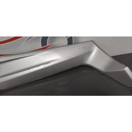 Yamaha Xmax 250 Bal oldali oldalsó burkolat
