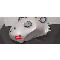 Aprilia RS4 50 Üzemanyagtartály