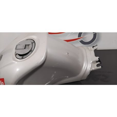 Aprilia RS4 50 Üzemanyagtartály