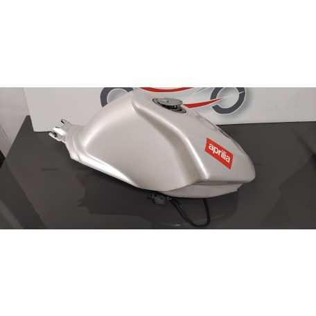Aprilia RS4 50 Üzemanyagtartály