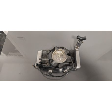 Honda Vfr 800 Fi Hűtő, ventilátorral