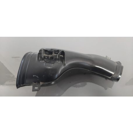 Suzuki GSXR 750 K1 Bal oldali RAM Air cső