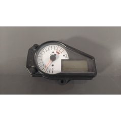 Suzuki Gsxr 750 K1 - Kilóméteróra