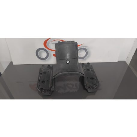 Suzuki Burgman 400 tank idom