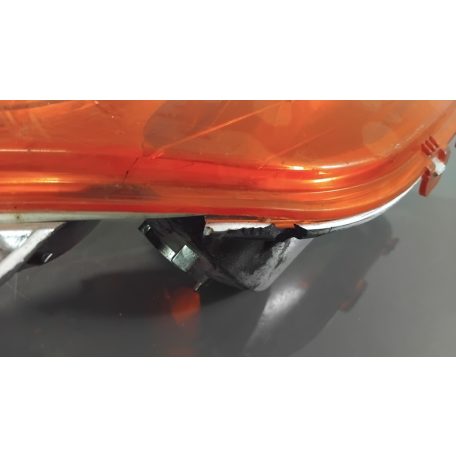 Yamaha Xmax 250 (2010-2013) - Bal hátsó lámpa - 37P-H4730-01 - Sérült