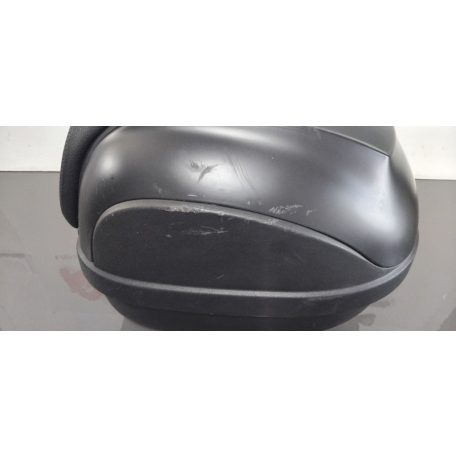 Piaggio gyári doboz, háttámlával