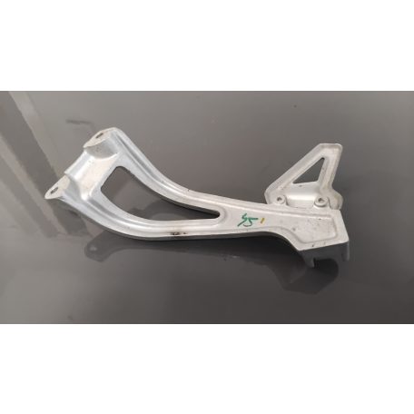 Ducati S2R Jobb hátsó lábtartó konzol | 824.1.069.1A