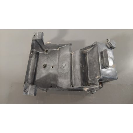 Kawasaki ZR7 Hátsó burkolat | 35023-1535