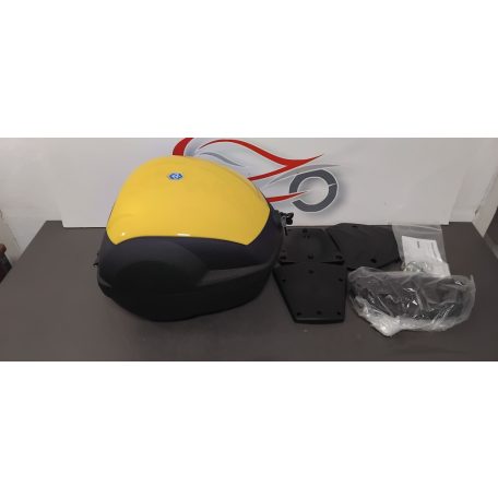 Piaggio gyári doboz, háttámlával, platnival