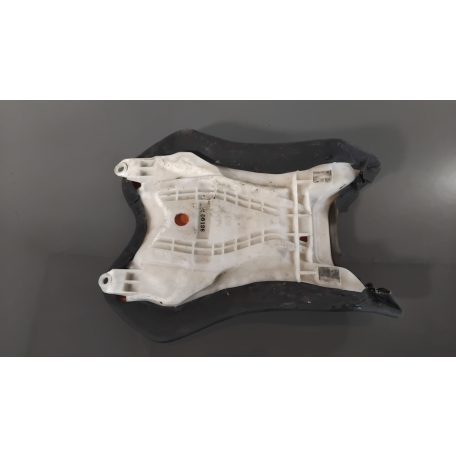 Yamaha R1 '07-08 - Ülés