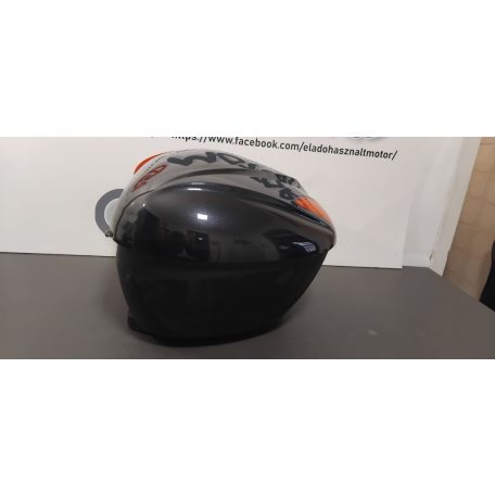 Piaggio gyári doboz, platnival, 2 kulccsal