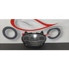 Aprilia Scarabeo Light 200 Kilóméteróra