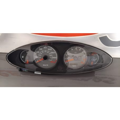 Piaggio X9 Kilóméteróra, új
