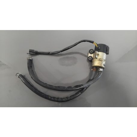 Suzuki RF 600 Üzemanyagpumpa
