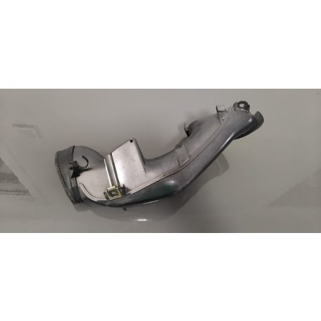 Yamaha R1 '04-06 Jobb oldali Ram air cső