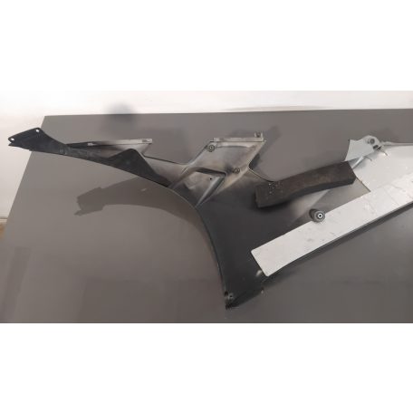 Yamaha R6 '06-07 - Jobb oldali idom - 2C0-28395-00