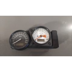 Suzuki GSXR 600/750 Srad - Kilóméteróra