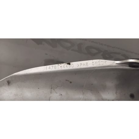 Suzuki GSR 600 Jobb oldali kipufogó burkolat