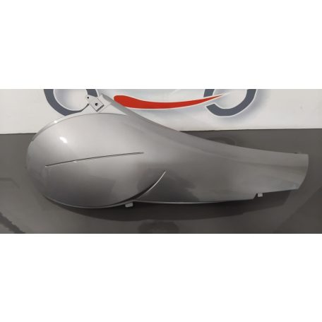 Aprilia Scarabeo Light 125/200 07-13 Jobb hátsó oldalburkolat