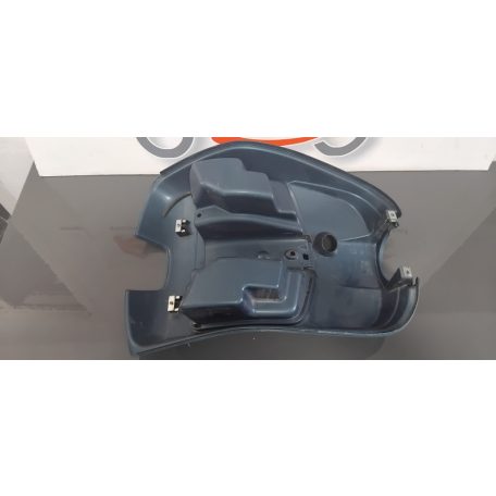 Vespa LX 50 Belső térdvédő idom