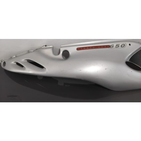 Aprilia Pegaso 650 Jobb oldali idom