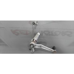 Suzuki GSXR 750 K1 Váltókar rudazattal, lábtartóval