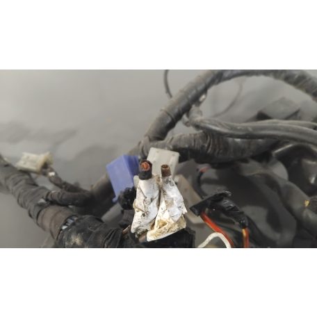Yamaha R1 '98-01 - Vezetékköteg - Sérült
