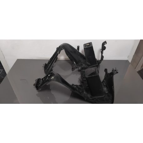 Yamaha T-max 500 '08-11 Térdidom, sérült