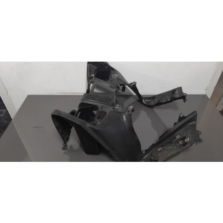 Yamaha T-max 500 '08-11 Térdidom, sérült