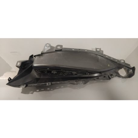 Yamaha Xmax 125 Jobb oldali lábtámasz