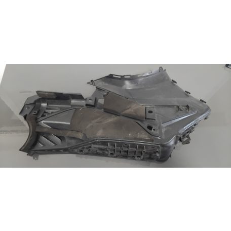 Yamaha T-max 530 Bal oldali taposó idom