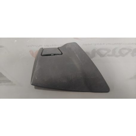 Suzuki Burgman 650 16-18 Kesztyűtartó ajtó