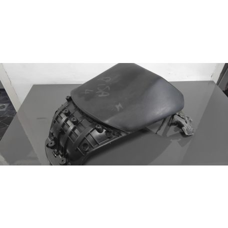 Peugeot Satelis 400 Utas ülés