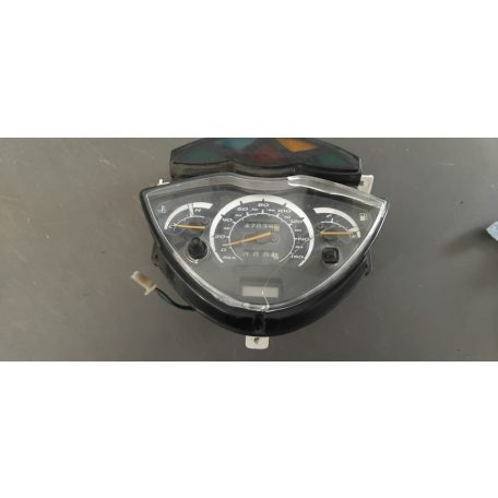 Honda Sh 125 Kilóméteróra, sérült