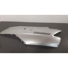   Suzuki Burgman 400 '01-02 Bal hátsó idom | 47211-14FA0