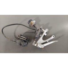   Yamaha R1 '04-06 - Hátsó féknyereg, lábtartó, pedál