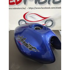 Honda Hornet 600 üzemanyagtank