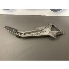 Honda Hornet 600 bal lábtartó konzol