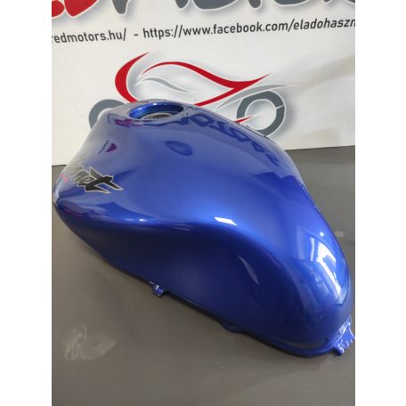Honda Hornet 600 üzemanyagtank
