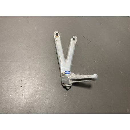 Yamaha r6 1999-2002 bal hátsó lábtartó konzol