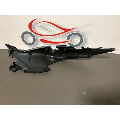 Yamaha T-max 560 jobb hátsó idom